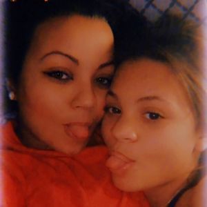 Meet your Posher, Ariana